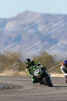 media/Dec-07-2025-CVMA (Sun) [[3e7d2de5dc]]/Race 12- Formula 40 MW and LW/